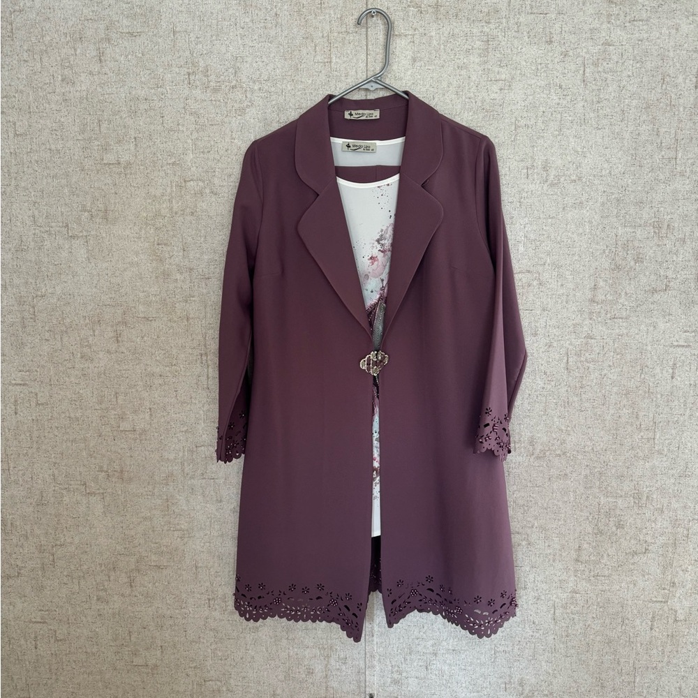 Never worn I just don’t tag with it because I lost it during try out